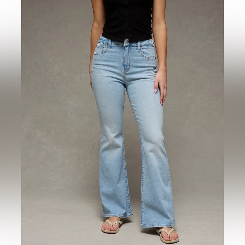 American Eagle Distressed Stretch Super Hi-Rise Flare Denim Jeans size 8 X-Long
